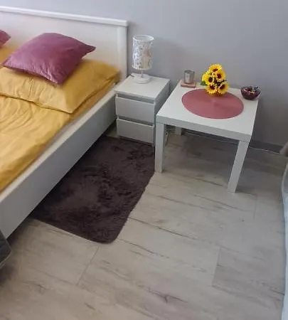 Przy Amfiteatrze Apartment *